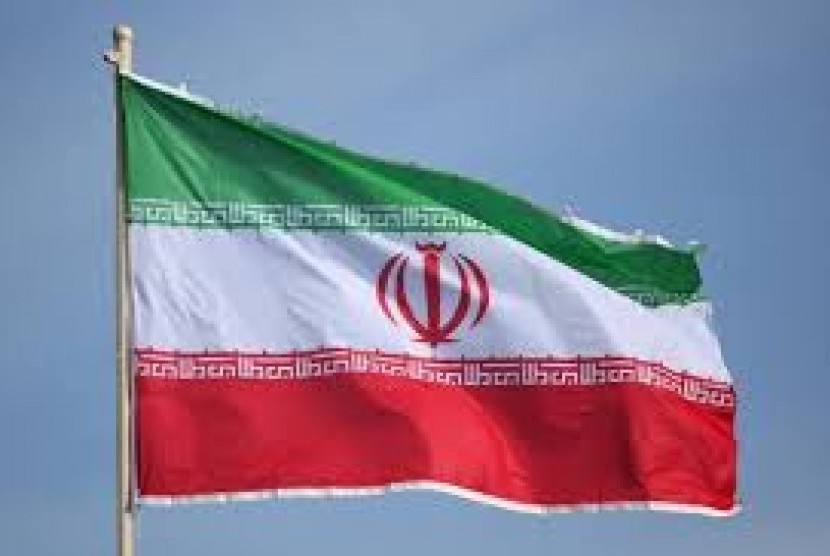 Bendera Iran Iran juga memasukkan 15 nama pejabat Amerika Serikat atas pelanggaran HAM
