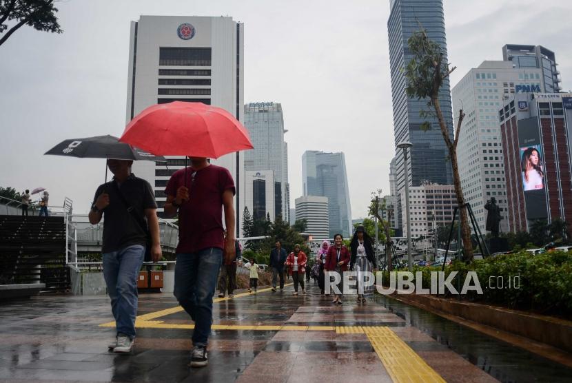 BMKG ingatkan potensi hujan dan angin kencang di sejumlah provinsi termasuk Jakarta Ilustrasi