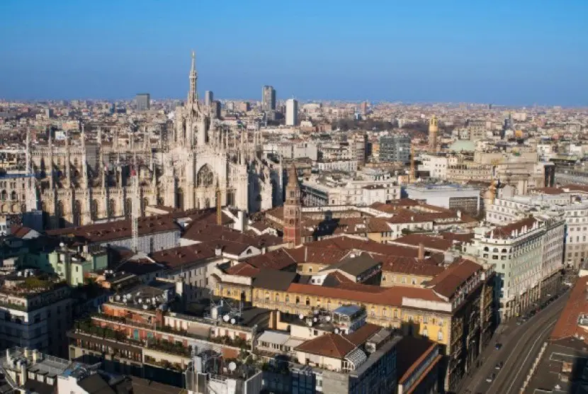 Kota Milan di bagian utara Italia mencatat rekor tertinggi baru suhu rata rata harian terpanas di 33 derajat Celcius 914 Fahrenheit pada hari Rabu 2382023