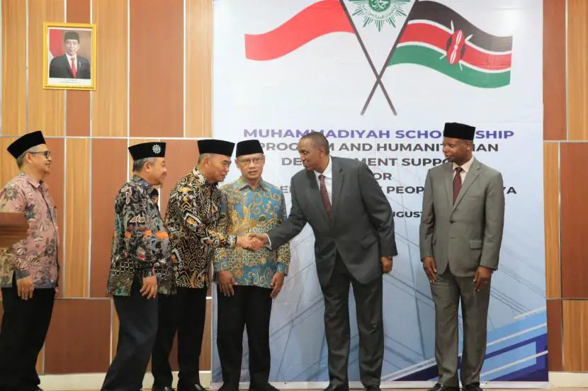 Pimpinan Pusat Muhammadiyah menyalurkan bantuan dan beasiswa kepada Republik Kenya