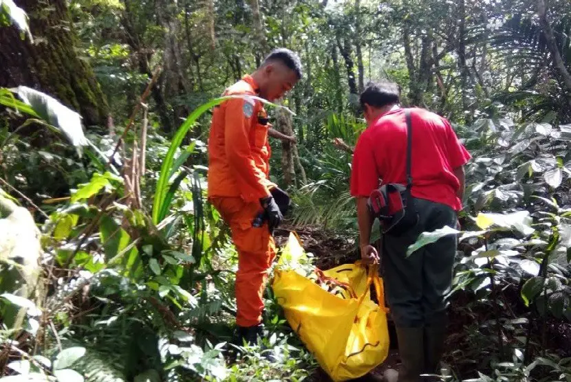 Seorang pendaki berusia 21 tahun meninggal dunia diduga akibat hipotermia di Gunung Arjuno Jawa Timur