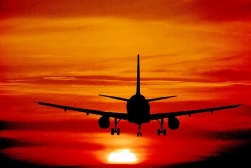 Ilustrasi penerbangan Pemadaman listrik yang meluas menyebabkan penumpang di bandara utama di Nairobi Kenya terlantar