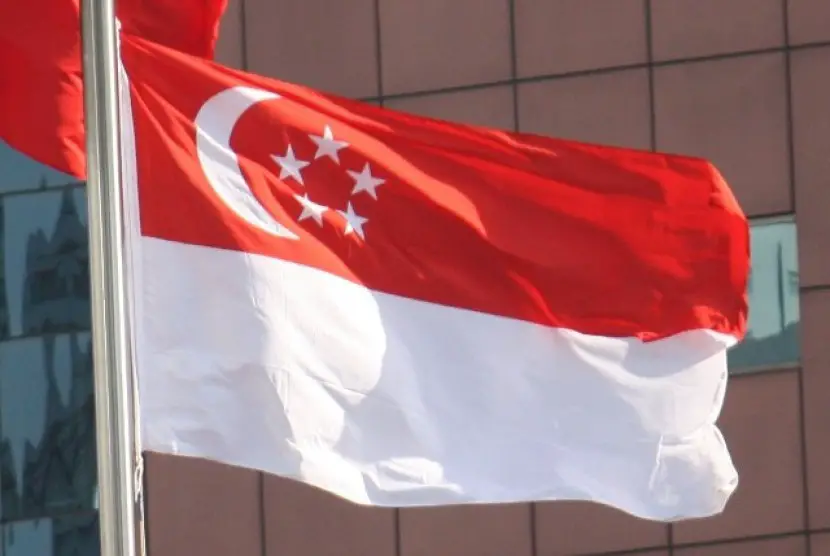 Polisi Singapura telah menangkap 10 orang asing atas dugaan pencucian uang dan pemalsuan uang