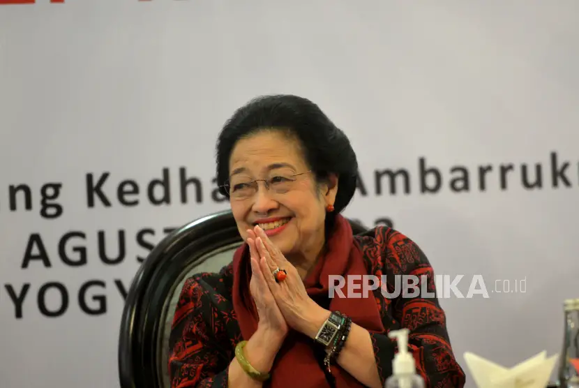 Ketua Umum PDI Perjuangan Megawati Soekarnoputri Pengamat sebut sosok Megawati yang kontroversoal akan mengancam elektabilitas PDIP